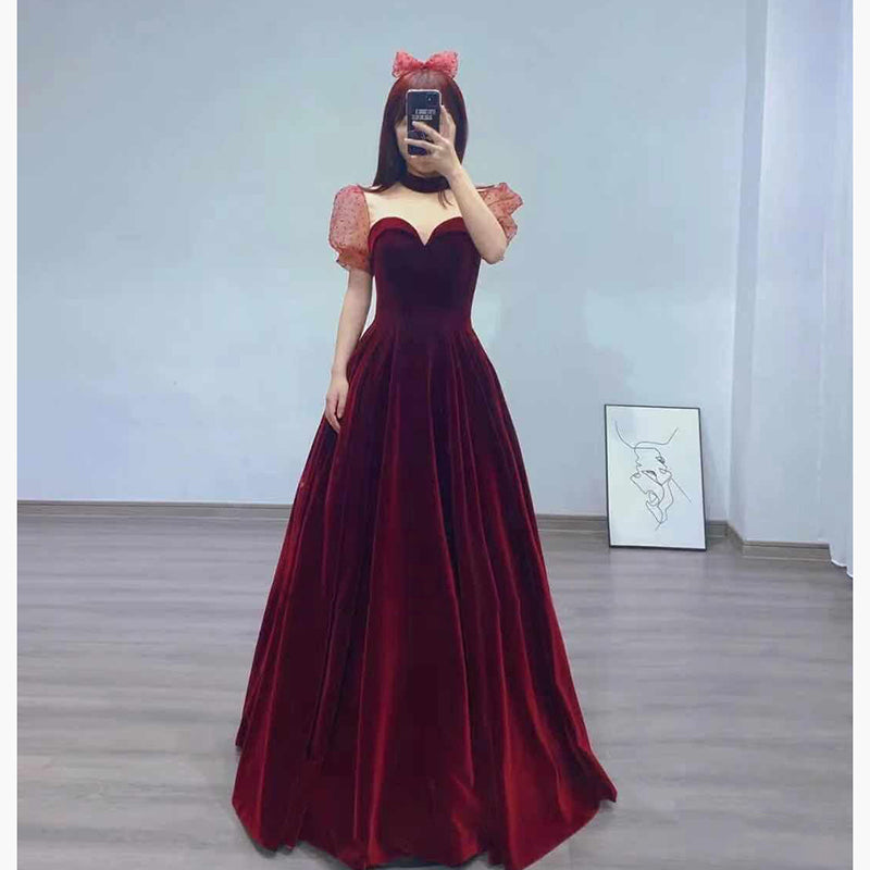 Noble Wine Red Velvet Toast Bridal Gown